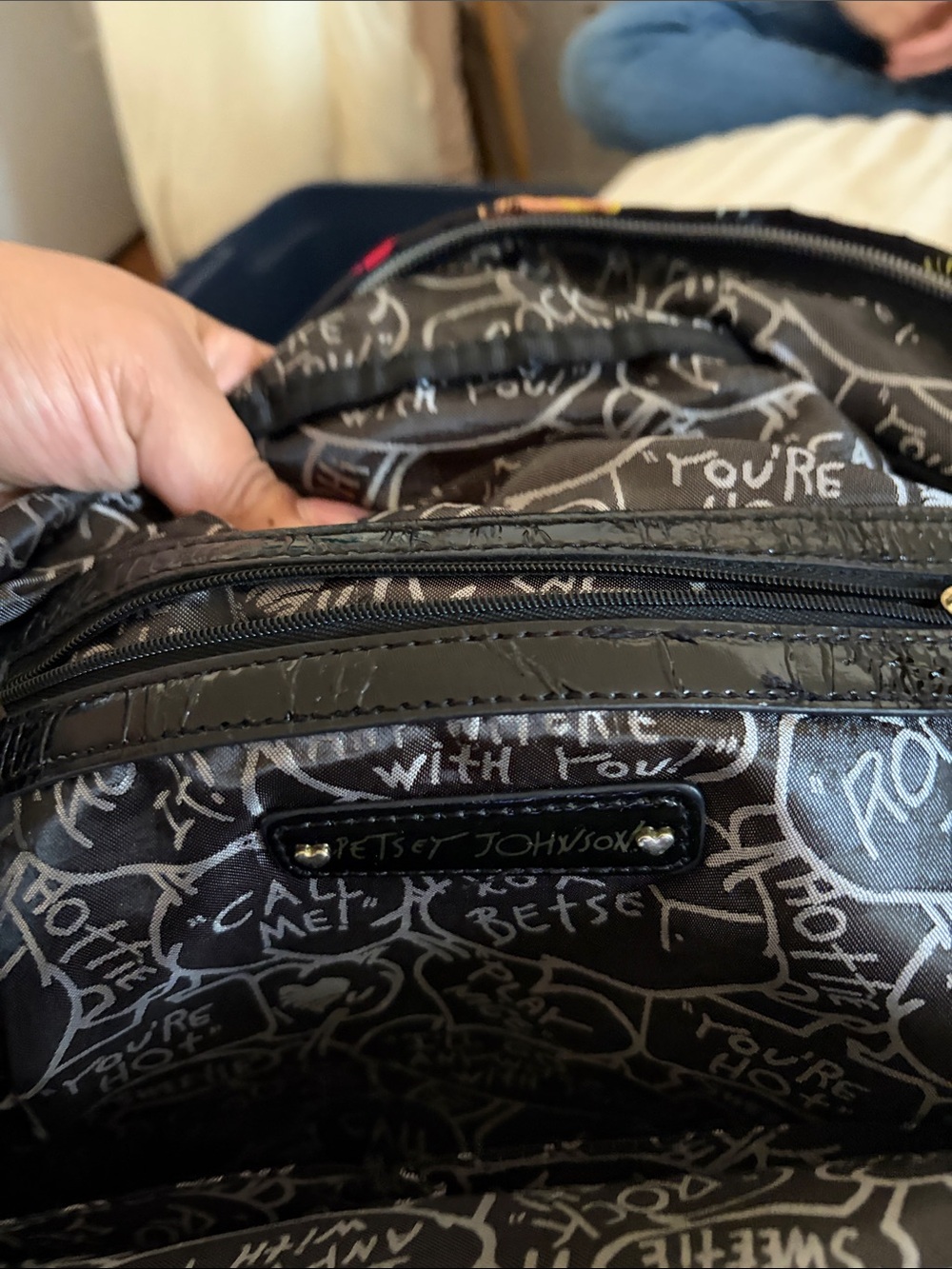 Backpack - Picture 5 of 6